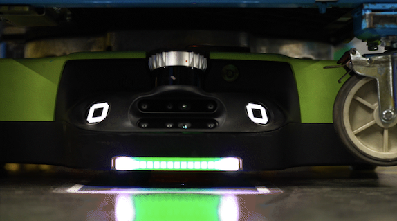 Amazon unveils next generation of fulfilment centres filled with AI ...